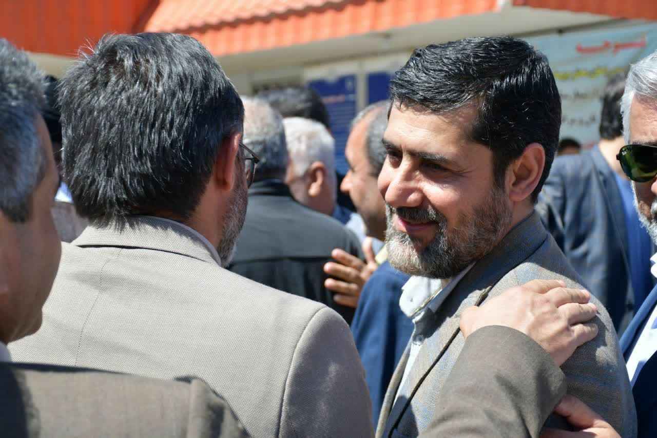 بازدید سیدناصر حسینی‌پور از بیمارستان شهید رجایی گچساران با حضور نایب رئیس  مجلس
